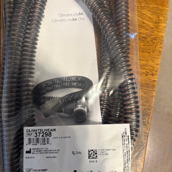 NEW-  ClimateLineAir Heated Tubing – Ref 37298 - Picture 2 of 2